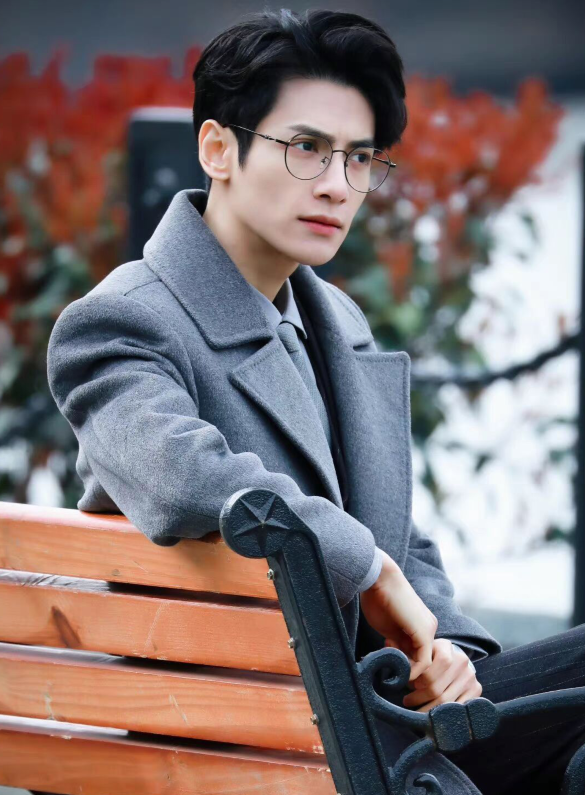 小刺猬和小栗子，栗子为什么像刺猬（看看罗云熙高情商处理）