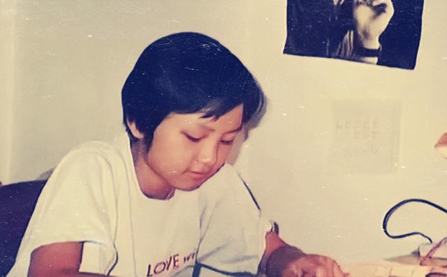 周笔畅的歌曲，17年后再看周笔畅（周笔畅的歌曲笔记不太好唱）
