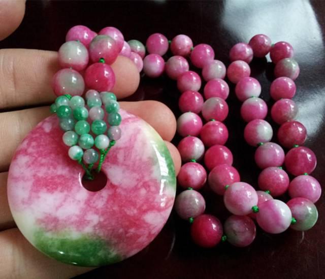 方解石玉是什么玉值钱吗，方解石玉值钱吗（王者玩具-不养人的8种玉）