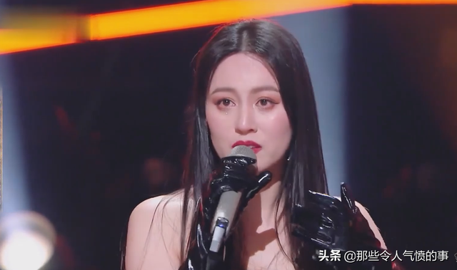 唐艺简介 资料 个人，唐艺简介身高（拥有3000万粉丝的唐艺）