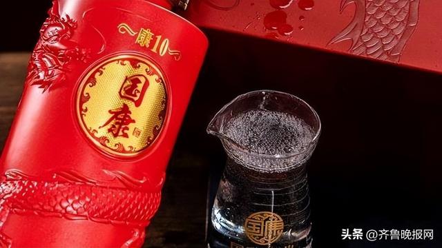 天之蓝42度多少钱一瓶，天之蓝多少钱一瓶42度价格表绵柔型（300元左右性价比最高的白酒）