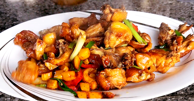 鸡肉的最佳搭配，鸡脯肉最佳搭配是什么（让你不再纠结怎么吃）