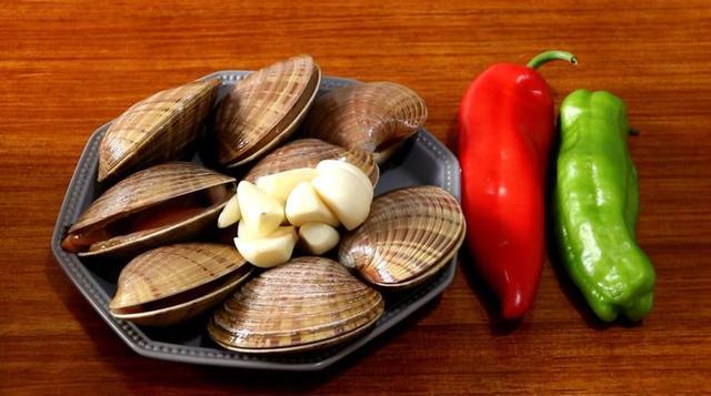 今天晚上吃什么，晚上吃什么菜食谱大全（建议大家：常吃这3样）