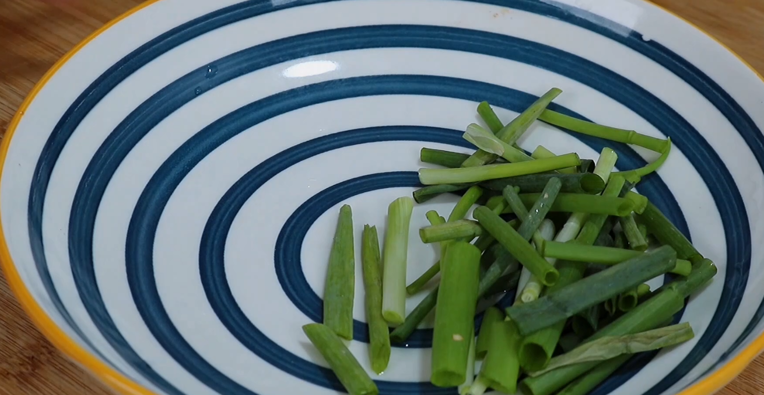 简单好吃面条做法，面条简单又好吃做法（面条这做法太好吃了）