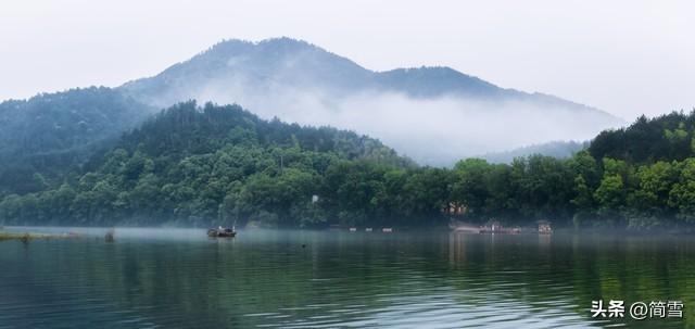 描写祖国壮丽山河的诗，描写祖国壮丽山河的诗有哪些（写尽了壮丽的山川盛景）