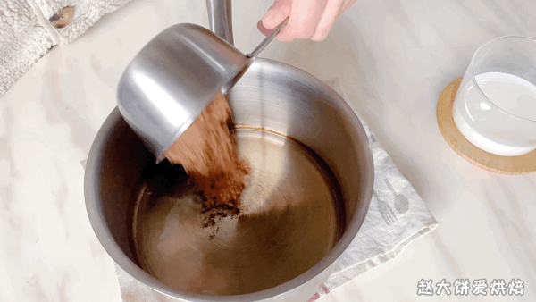 怎样做生日蛋糕，怎样做生日蛋糕的奶油（不用花钱订蛋糕）