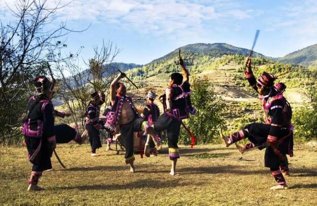 56个民族人口排名，中国民族人口排行榜（这些“野”知识你必了解）