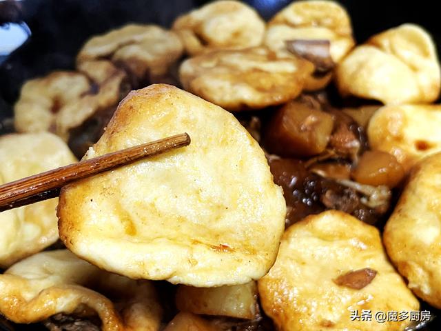 最简单的炖鸡汤方法，清炖鸡汤最简单的做法（热乎乎一大锅真香）