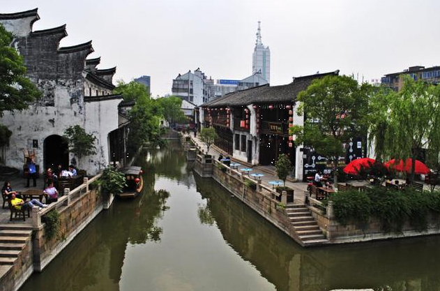 嘉兴景点排行榜前十名，嘉兴十大著名景点是什么（是规模最大、最完整的老街）