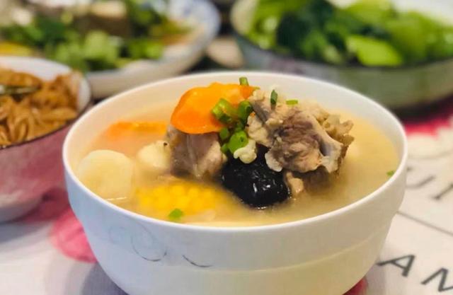 马蹄止咳的做法，马蹄煮水治咳嗽的做法（“养肺猛将”不是萝卜而是荸荠）