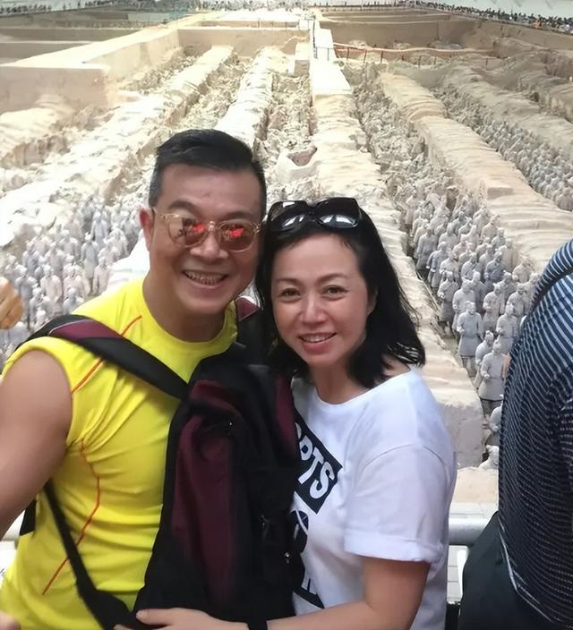8位拍过“风月片”的男港星，威猛霸气的背后，个个悔不当初