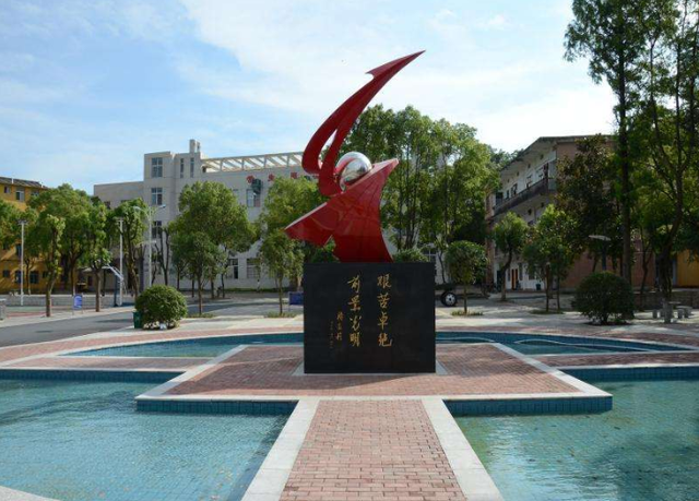 西安有多少大学，西安都有哪些大学学校（名字带国防的5所大学）