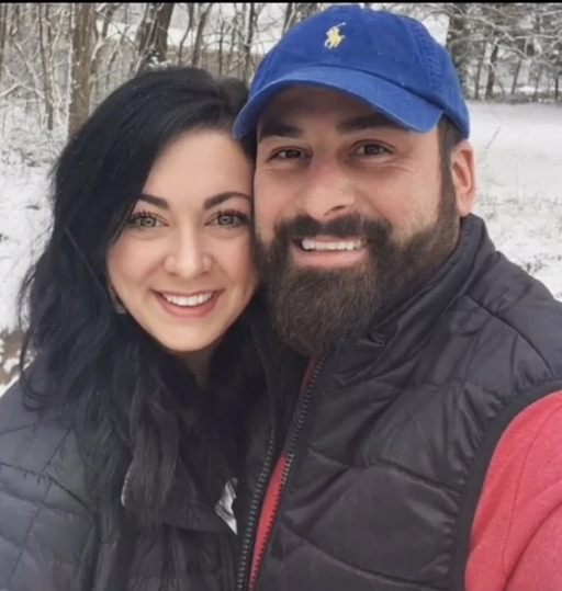 爱图片（坐爱图片），美国女子称不慎网络直播与丈夫性生活