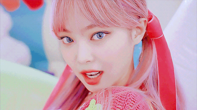 发色女头，微信头像，发色女头（2022最火的“发色模板”）