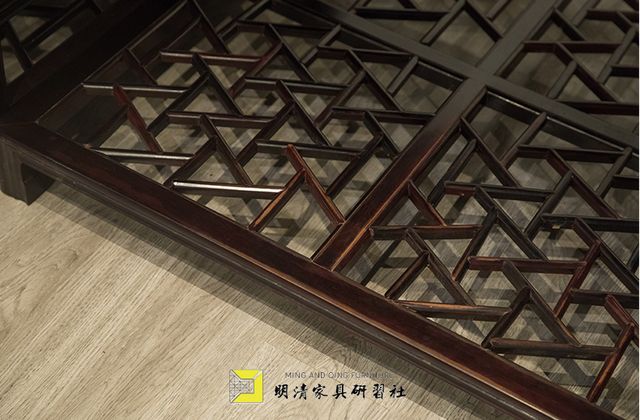 坐与座区别用法，座跟坐有什么区别（踏脚安坐，惬意安适）