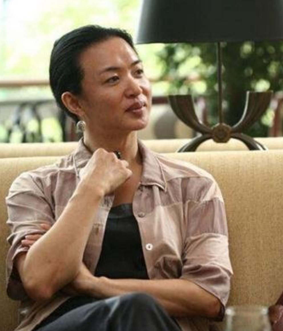 金星:男人变成女人,做妻子当母亲,命运以痛相吻,她却报之以歌