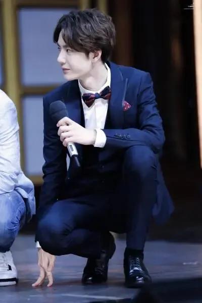 洛阳白牡丹——王一博，为什么叫王一博洛阳白牡丹（洛阳白牡丹—王一博图片）