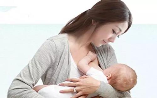 新生婴儿多久喂一次奶，新生儿一般多久喂一次奶（如果打算母乳喂养）