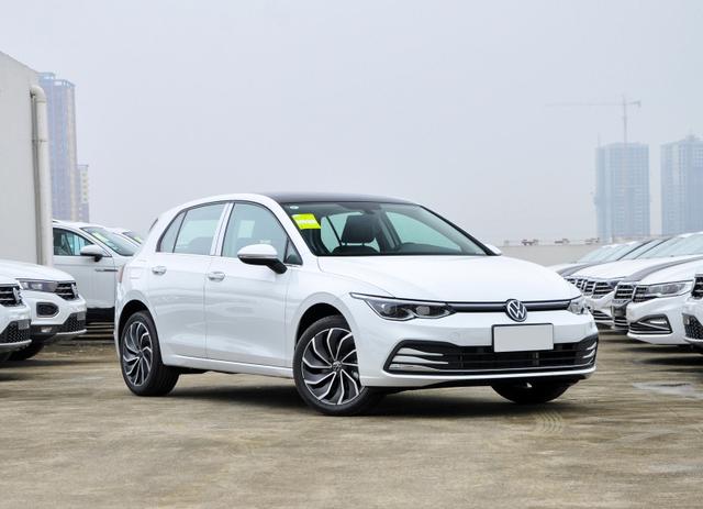 女士奔驰20万左右，女士宝马20万左右（15万、20万、30万都有）