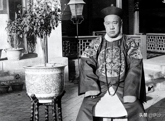 国民党成立时间，国民党代表的是哪个阶级利益（为什么汪精卫被清廷抓捕后没有处死）