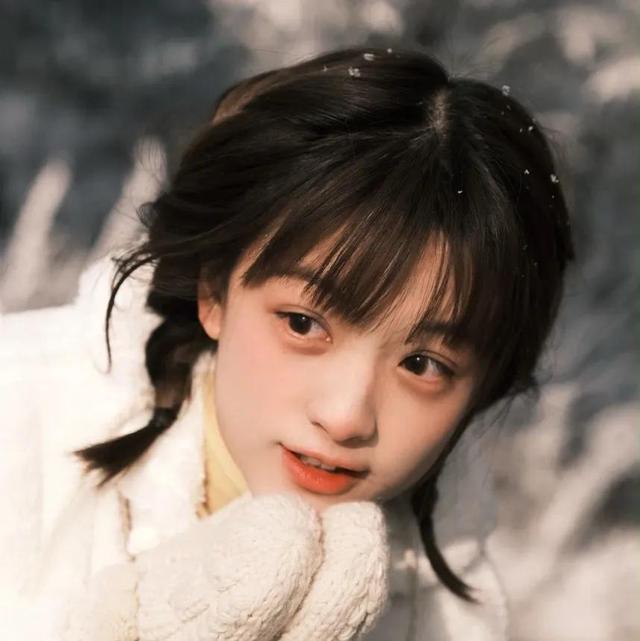 纯欲风头像微信，纯欲风头像（微信头像 ，， 纯欲女生头像）