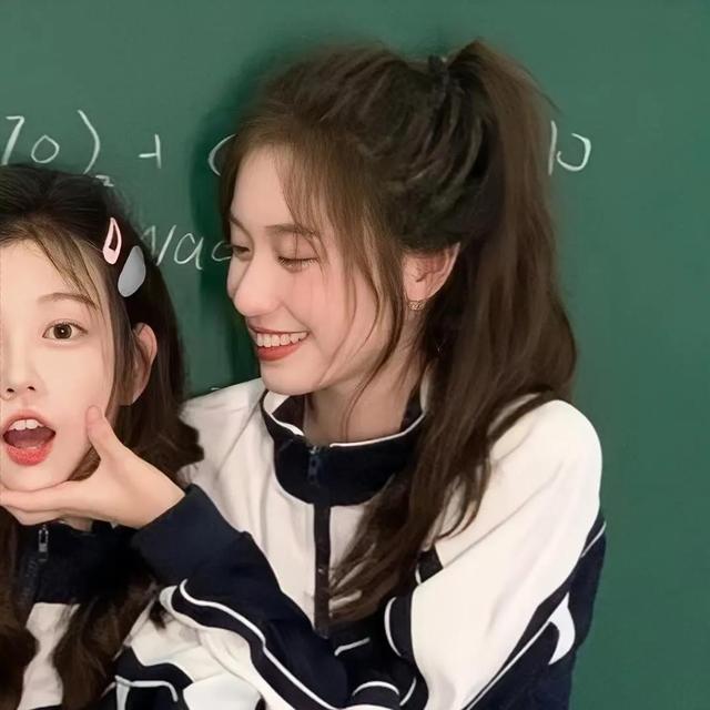 高质感ins闺蜜头像，ins超甜闺蜜头像/.微信（甜妹会love的闺蜜头像）