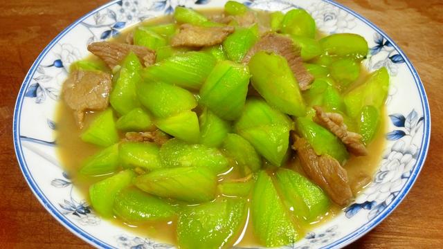 丝瓜炒肉的家常做法大全，黄瓜、苦瓜靠边站