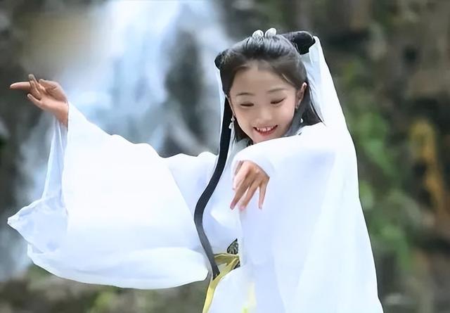 把这13位女星放在一起看，姓李的女明星名字大全集