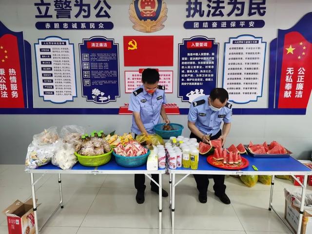 警用对讲机的简介和特点详情介绍，公安警用对讲机品牌（警宝收获特殊节日礼物）