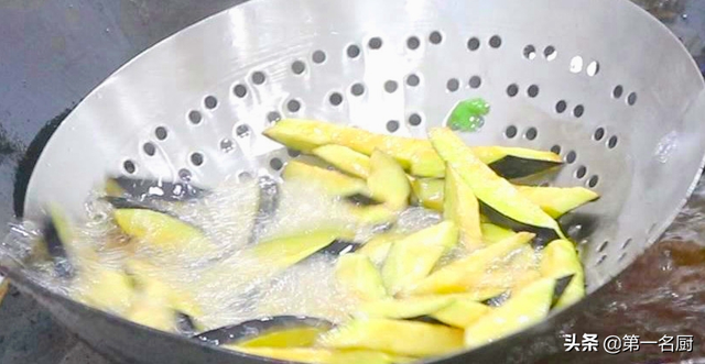 碱性食物排名第一名，世界最强碱性食物排行（也要吃的6种“碱性”菜）