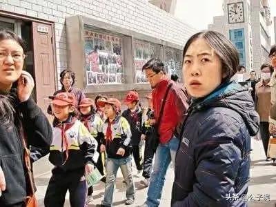 刘德华和谁结婚了，和他身前身后的女人们（刘德华跟谁结的婚）