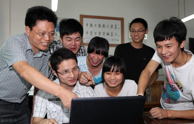 高考成绩查询需要什么信息，查询高考成绩需要什么信息（高考分数查询有哪些注意事项）