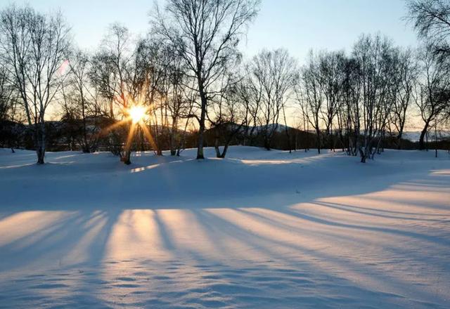 2021年冬至是农历几月几号，2021冬至是农历的几月几日（冬至在月头、月腰或者月尾）