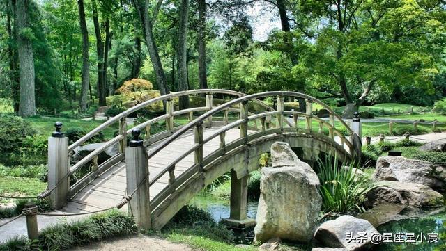 风象星座有什么性格特点，风象星座都是风一样的性格（代表着一种变通的聪慧）