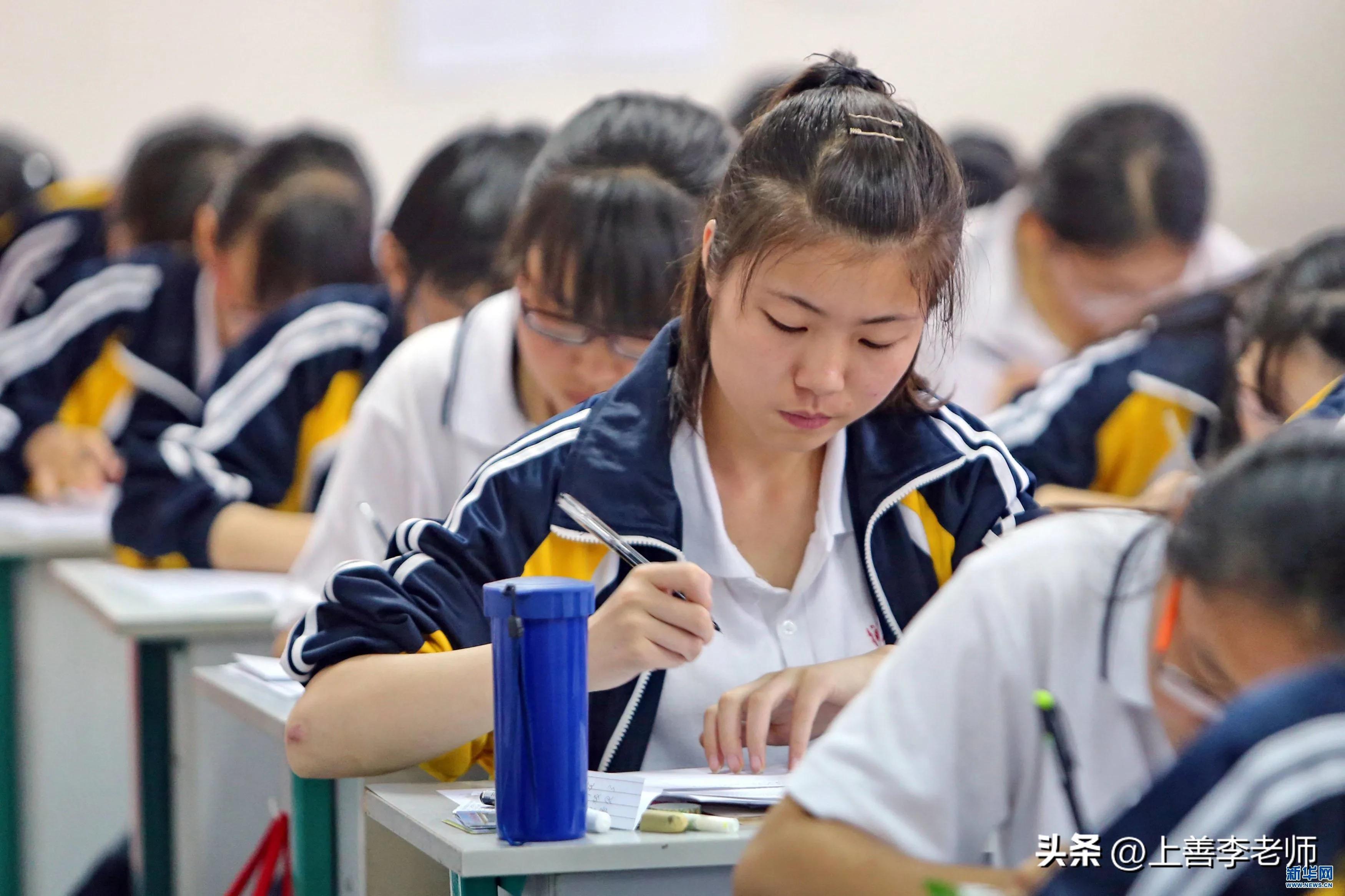 专科学校能换专业吗（专科生的逆袭机会）