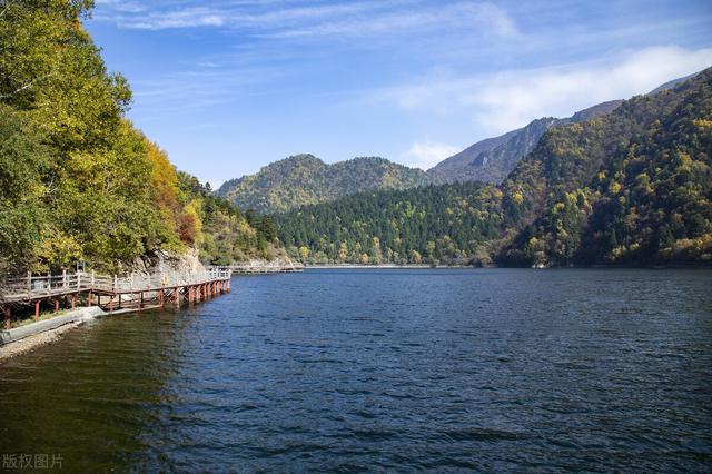 青海旅游景点，青海游玩攻略︱到青海游玩必去的10个最美旅行地