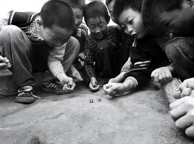 80后的玩具有哪些，80后的玩具有哪些玩具（盘点是否还记得这些玩具和游戏）