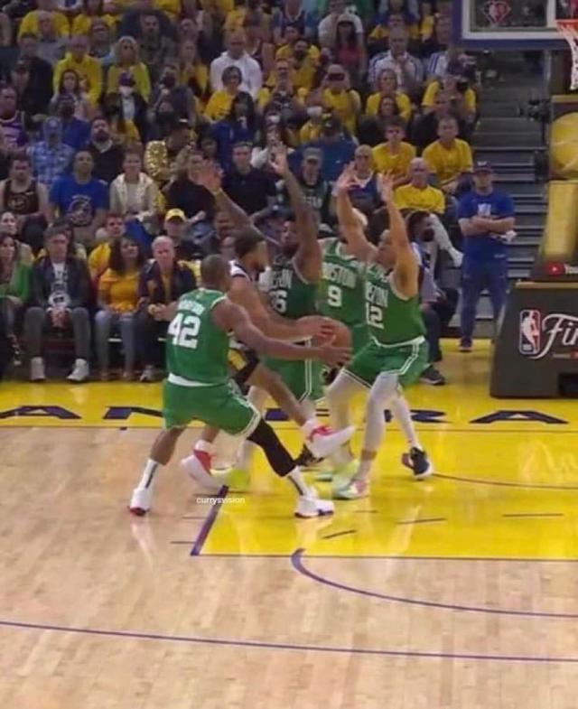 教你如何提高投篮命中率，教你如何提高投篮命中率教学视频（防守库里的秘诀找到了）