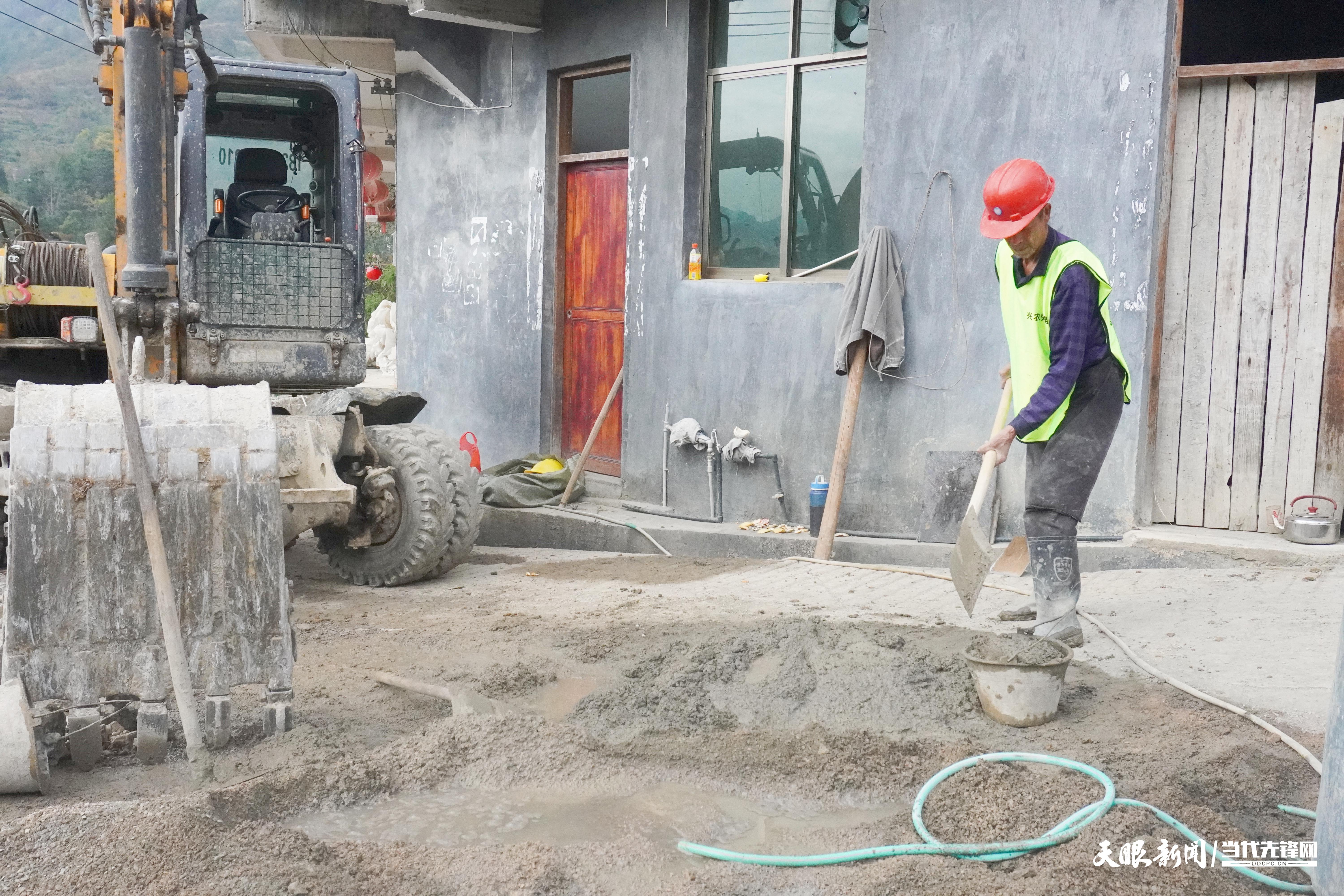 印江合水家电维修店 【高质量发展蹲点采访】印江合水镇：劳务公司“牵线搭桥” 强村富民有保障