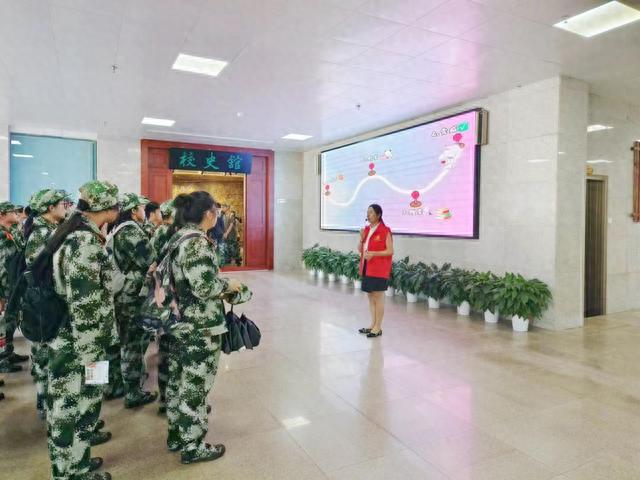 湖南中医药大学图书馆护航新生遨游杏林书海