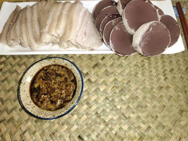 血肠是什么做的，血肠是什么（史上最好吃的白肉血肠做法）