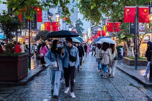 长沙十大夜市排行榜，这些夜市商圈给你最韵味的逛吃体验