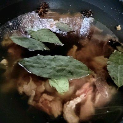 牛肉萝卜饺子的做法，牛肉胡萝卜饺子怎么做（简单好上手的牛肉萝卜汤）