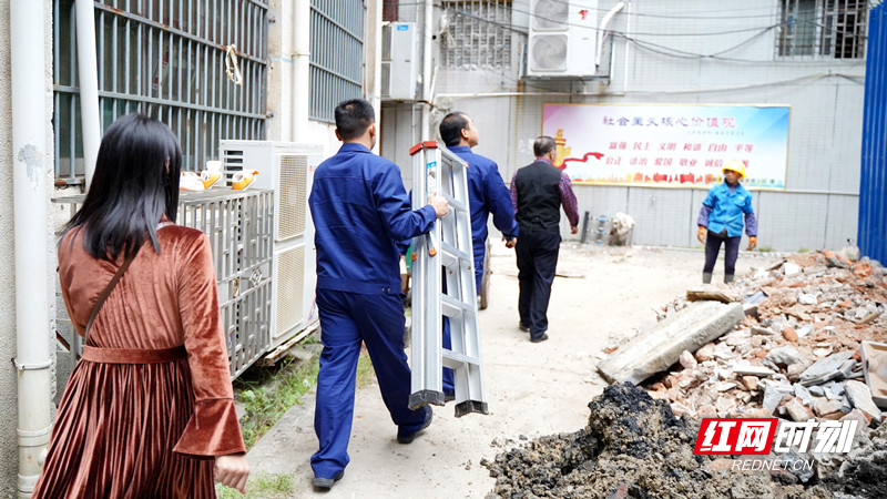 朱山家电维修拆装 汝城县：小小烟感器 浓浓爱老情