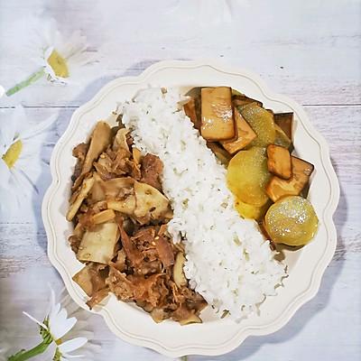 牛肉卷怎么做好吃，冷冻牛肉卷怎么做好吃（用这道杏鲍菇肥牛卷征服家人的味蕾吧）