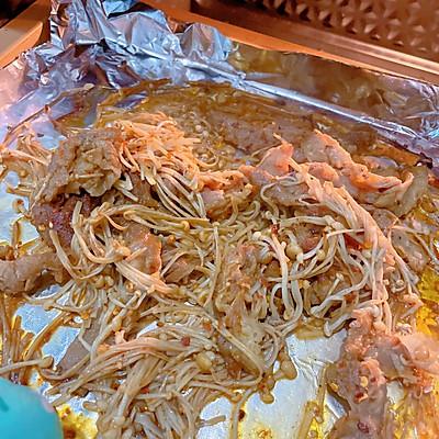 金针菇炒肥牛怎么做，金针菇炒肥牛做法（肥牛金针菇，真的绝配）