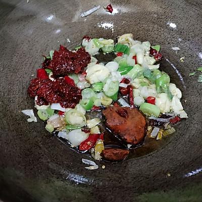 脆嫩锡纸红椒烤娃娃菜的做法，烤箱版锡纸娃娃菜（烤鱼做的对，脆嫩满足又美味）