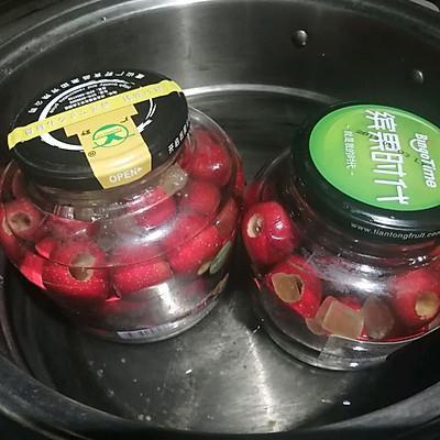 怎样做山楂罐头，怎样做酸甜可口的苹果山楂罐头（家庭版山楂<山里红>罐头）