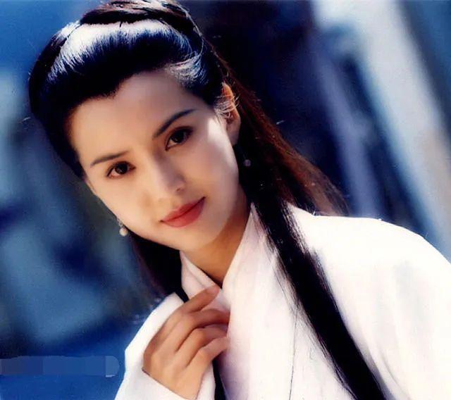 武侠人物名字大全，武侠名字大全（金庸笔下的名字，美绝了）