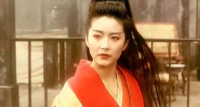 武侠人物名字大全，武侠名字大全（金庸笔下的名字，美绝了）